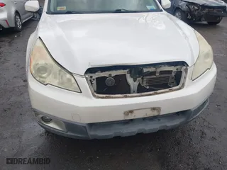 2010 Subaru Outback Prem All-Weather/HK Aud with VIN 4S4BRBFC4A3375171, listed as a IAAI auction lot 41440021 with 166,462 mi miles. Bid and sale history available at carsss.com. Image 6.