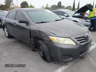 2011 Toyota Camry LE with VIN 4T4BF3EK6BR119980, listed as a IAAI auction lot 41885521 with 113,697 mi miles. Bid and sale history available at carsss.com. Image 1.
