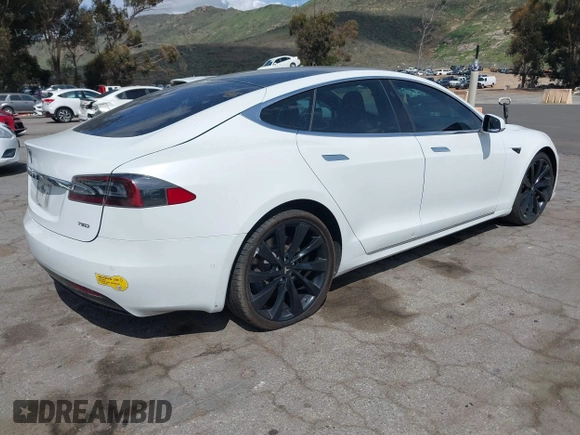 2018 Tesla Model S 75D with VIN 5YJSA1E22JF246928, listed as a IAAI auction lot 41869364 with 100,067 mi miles and . Bid and sale history available at DreamBid. Image 4.