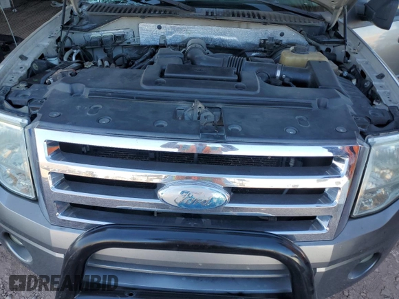 2008 Ford Expedition Max SSV with VIN 1FMFK15588LA60659, listed as a Copart auction lot 44174985 with 365,591 mi miles and Salvage title. Bid and sale history available at DreamBid. Image 12.