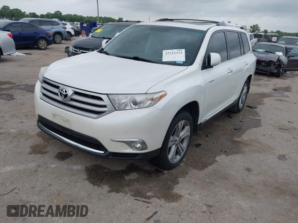 2012 Toyota Highlander Limited с VIN 5TDDK3EH6CS100245, выставлен на аукционе IAAI как лот 42125324 с пробегом 106 156 миль миль и . История ставок и продаж доступна на DreamBid. Изображение 17.