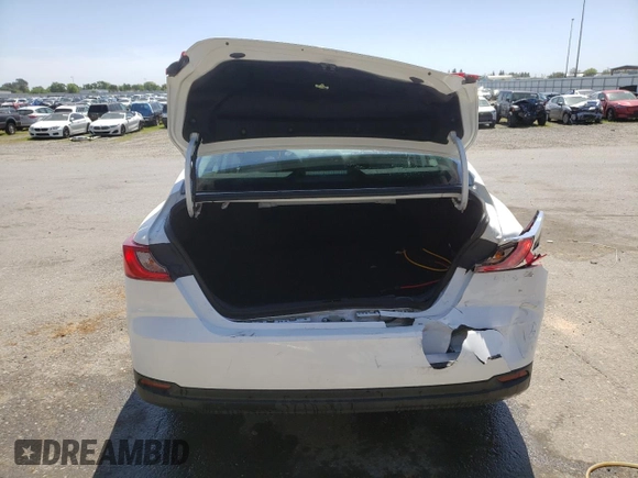 2025 Toyota Camry LE with VIN 4T1DAACK0SU001206, listed as a Copart auction lot 53159095 with 25,098 mi miles and Salvage Title. Bid and sale history available at carsss.com. Image 6.