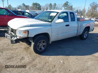 2009 Dodge Dakota ST with VIN 1D7HE22K69S726080, listed as a IAAI auction lot 41348469 with 203,529 mi miles and . Bid and sale history available at DreamBid. Image 2.