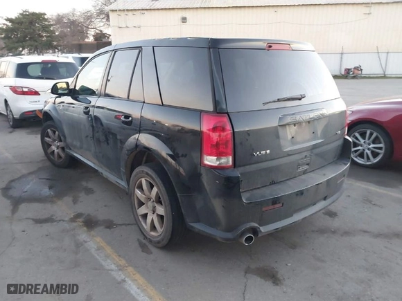 2005 Saturn VUE with VIN 5GZCZ53495S859628, listed as a IAAI auction lot 41261997 with 124,561 mi miles. Bid and sale history available at carsss.com. Image 3.