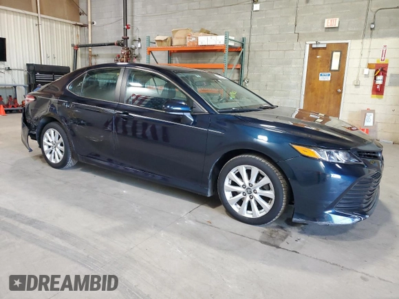 2020 Toyota Camry LE with VIN 4T1C11AK0LU899029, listed as a Copart auction lot 54781605 with 71,555 mi miles and Clean Title. Bid and sale history available at carsss.com. Image 4.