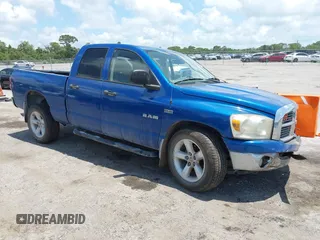 2008 Dodge 1500 SLT z VIN 1D7HA18218J147130, wystawiony jako IAAI lot #42324942 z przebiegiem 157 353 mil mil oraz . Historia ofert i sprzedaży dostępna na DreamBid. Obrazek 1.