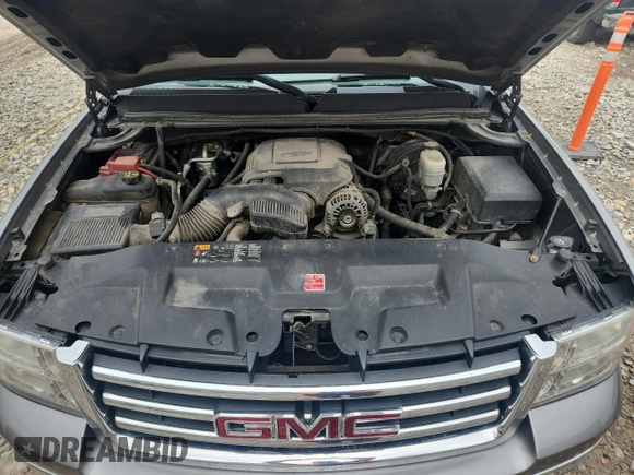 2013 GMC Sierra 1500 SLE z VIN 1GTR2VE74DZ305927, wystawiony jako Copart lot #57966285 z przebiegiem 170 543 mil mil oraz Czysty tytuł • Clean title. Historia ofert i sprzedaży dostępna na DreamBid. Obrazek 11.