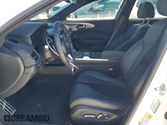 2024 Acura TLX w/A-Spec Package with VIN 19UUB6F55RA000943, listed as a Copart auction lot 41744435 with 7,726 mi miles and Salvage Title. Bid and sale history available at carsss.com. Image 7.
