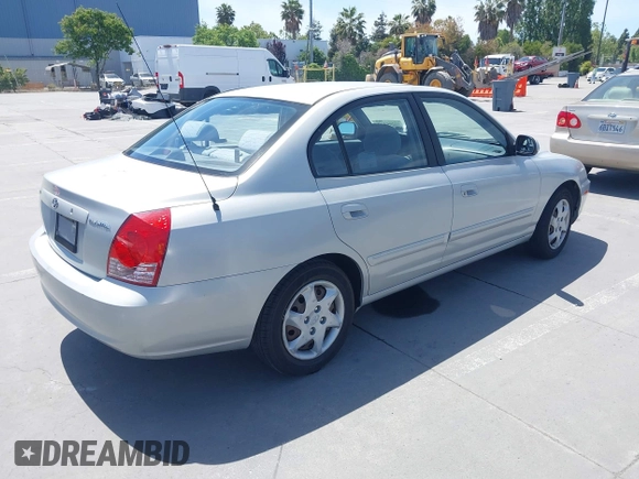 2004 Hyundai Elantra GLS z VIN KMHDN46D74U781436, wystawiony jako IAAI lot #42260519 z przebiegiem 132 943 mil mil oraz . Historia ofert i sprzedaży dostępna na DreamBid. Obrazek 4.