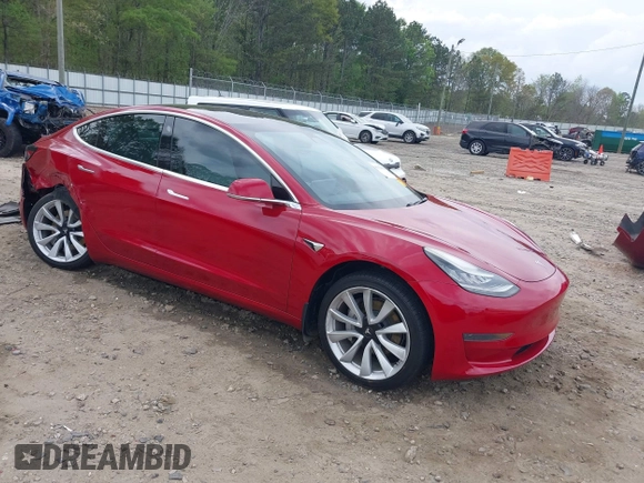 2019 Tesla Model 3 Mid Range z VIN 5YJ3E1EA7KF445040, wystawiony jako IAAI lot #41954956 z przebiegiem 68 004 mil mil oraz . Historia ofert i sprzedaży dostępna na DreamBid. Obrazek 1.