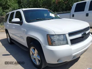 2007 Chevrolet Tahoe LS with VIN 1GNFC13007R310861, listed as a IAAI auction lot 42621401 with 241,291 mi miles and . Bid and sale history available at DreamBid. Image 1.
