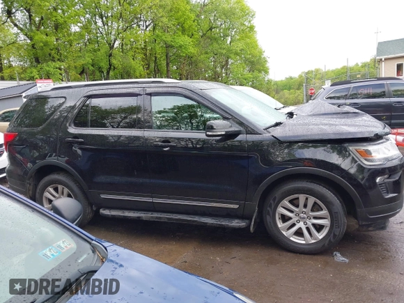 2019 Ford Explorer XLT с VIN 1FM5K8D87KGA05751, выставлен на аукционе IAAI как лот 42222012 с пробегом 72 964 миль миль и . История ставок и продаж доступна на DreamBid. Изображение 13.