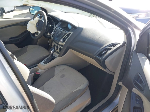 2012 Ford Focus SE with VIN 1FAHP3K27CL416859, listed as a IAAI auction lot 41418565 with 114,525 mi miles. Bid and sale history available at carsss.com. Image 5.