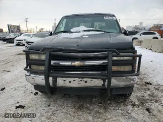 1996 Chevrolet Tahoe with VIN 1GNEK13R9TJ335411, listed as a Copart auction lot 87663725 with 111,802 mi miles and Salvage Title. Bid and sale history available at carsss.com. Image 5.