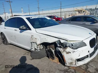 2014 BMW 7 Series 750i с VIN WBAYA8C58ED228444, выставлен на аукционе IAAI как лот 41665037 с пробегом 165 663 миль миль и . История ставок и продаж доступна на DreamBid. Изображение 6.