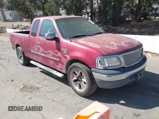 2001 Ford F-150 XL z VIN 1FTRX17W51NA82640, wystawiony jako IAAI lot #42540814 z przebiegiem Nie podano mil oraz . Historia ofert i sprzedaży dostępna na DreamBid. Obrazek 1.