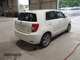 2008 Scion xD z VIN JTKKU10498J009543, wystawiony jako IAAI lot #42403559 z przebiegiem 243 108 mil mil oraz . Historia ofert i sprzedaży dostępna na DreamBid. Obrazek 4.