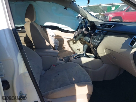 2016 Nissan Rogue S with VIN 5N1AT2MM5GC742032, listed as a IAAI auction lot 40977892 with 101,885 mi miles. Bid and sale history available at carsss.com. Image 5.