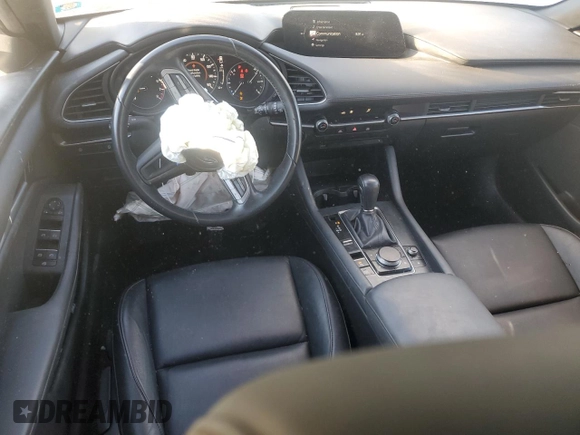 2020 Mazda 3 with VIN JM1BPBLM3L1159687, listed as a Copart auction lot 88937235 with 47,748 mi miles and Clean title. Bid and sale history available at DreamBid. Image 8.