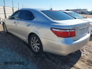 2007 Lexus LS 460 L с VIN JTHGL46F175020133, выставлен на аукционе IAAI как лот 41641173 с пробегом 179 107 миль миль и . История ставок и продаж доступна на DreamBid. Изображение 3.