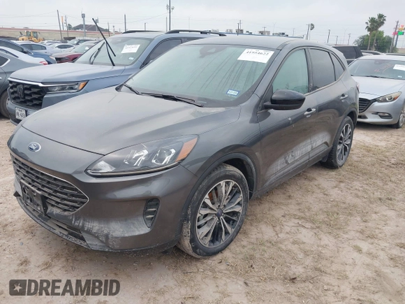 2022 Ford Escape SE z VIN 1FMCU0G68NUB97989, wystawiony jako IAAI lot #41954622 z przebiegiem Nie podano mil oraz . Historia ofert i sprzedaży dostępna na DreamBid. Obrazek 2.