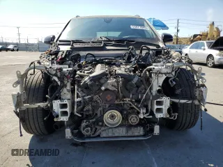2018 Bentley Bentayga Signature z VIN SJAAC2ZV3JC016779, wystawiony jako Copart lot #54077865 z przebiegiem Nie podano mil oraz Szkoda całkowita • Salvage title. Historia ofert i sprzedaży dostępna na DreamBid. Obrazek 5.