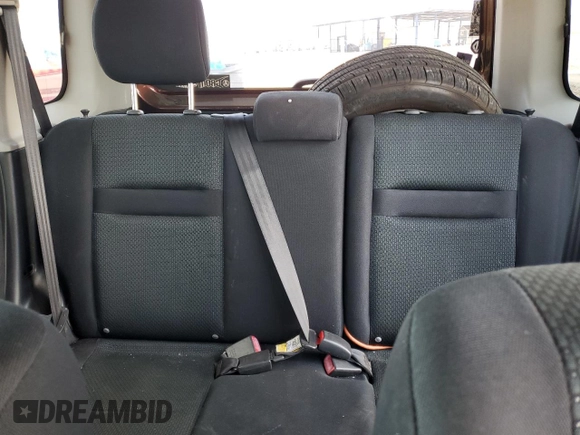 2006 Scion xB z VIN JTLKT334764119377, wystawiony jako Copart lot #58266375 z przebiegiem 152 790 mil mil oraz Szkoda całkowita • Salvage title. Historia ofert i sprzedaży dostępna na DreamBid. Obrazek 10.