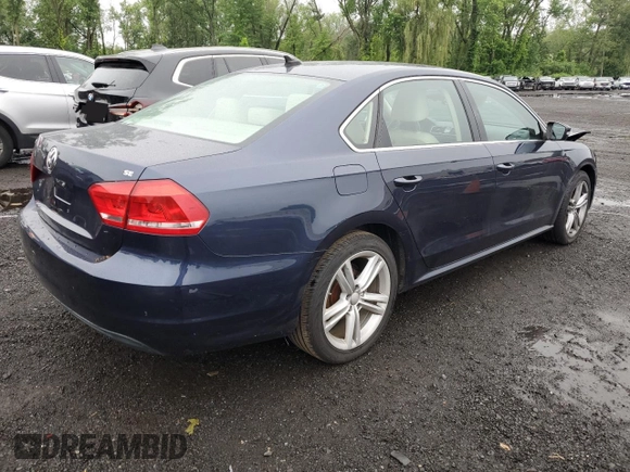 2014 Volkswagen Passat SE with VIN 1VWBP7A30EC008267, listed as a Copart auction lot 60261435 with 93,306 mi miles and Salvage title. Bid and sale history available at DreamBid. Image 3.