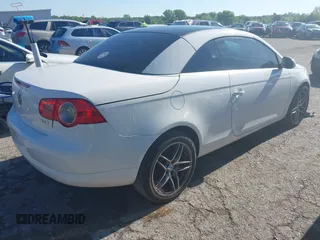 2007 Volkswagen Eos 2.0T with VIN WVWDA71F37V001862, listed as a IAAI auction lot 42023500 with 177,419 mi miles and . Bid and sale history available at DreamBid. Image 4.