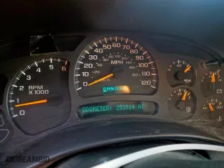 2004 Chevrolet Tahoe LT with VIN 1GNEC13ZX4R245717, listed as a Copart auction lot 50137035 with 253,914 mi miles and Salvage Title. Bid and sale history available at carsss.com. Image 9.