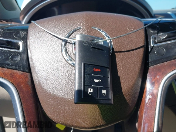 2014 Cadillac SRX Premium Collection with VIN 3GYFNDE31ES615995, listed as a IAAI auction lot 42148943 with 232,752 mi miles and . Bid and sale history available at DreamBid. Image 11.