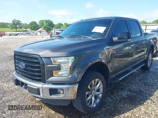 2015 Ford F-150 XLT with VIN 1FTEW1EG0FKE59929, listed as a IAAI auction lot 42161771 with 189,933 mi miles. Bid and sale history available at carsss.com. Image 2.