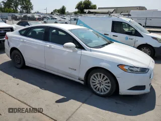 2014 Ford Fusion SE Hybrid with VIN 3FA6P0LU0ER114503, listed as a Copart auction lot 59612555 with 251,834 mi miles and Salvage title. Bid and sale history available at DreamBid. Image 4.