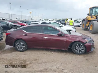 2023 Nissan Altima 2.5 SV with VIN 1N4BL4DV9PN362649, listed as a IAAI auction lot 42095084 with 41,186 mi miles. Bid and sale history available at carsss.com. Image 13.