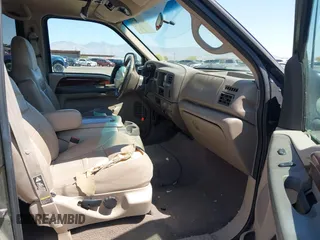 2000 Ford Excursion Limited z VIN 1FMNU42SXYED84573, wystawiony jako IAAI lot #41993833 z przebiegiem 160 793 mil mil oraz . Historia ofert i sprzedaży dostępna na DreamBid. Obrazek 5.