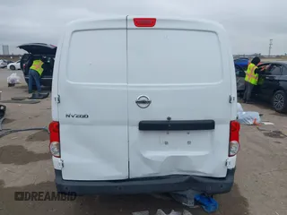 2016 Nissan NV200 S with VIN 3N6CM0KN6GK699936, listed as a IAAI auction lot 41106025 with 175,418 mi miles and . Bid and sale history available at DreamBid. Image 16.