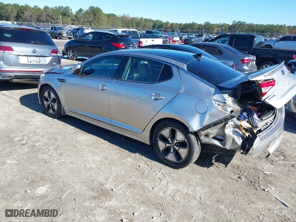 2013 Kia Optima Hybrid EX with VIN KNAGM4AD8D5039338, listed as a IAAI auction lot 41077342 with 1 mi miles. Bid and sale history available at carsss.com. Image 3.