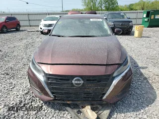 2023 Nissan Altima SV z VIN 1N4BL4DV4PN319949, wystawiony jako Copart lot #52446675 z przebiegiem 58 931 mil mil oraz Szkoda całkowita • Salvage title. Historia ofert i sprzedaży dostępna na DreamBid. Obrazek 5.