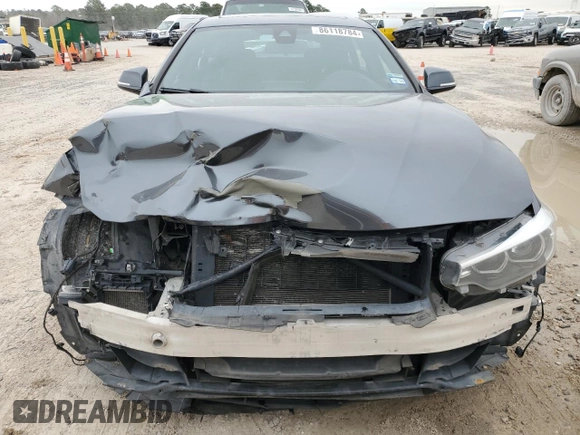 2018 BMW 4 Series 440i with VIN WBA4J5C53JBF07516, listed as a Copart auction lot 86118784 with 154,460 mi miles and Salvage Title. Bid and sale history available at DreamBid. Image 5.