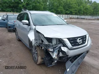 2017 Nissan Pathfinder SV with VIN 5N1DR2MN3HC620095, listed as a IAAI auction lot 42376013 with 106,218 mi miles and . Bid and sale history available at DreamBid. Image 6.