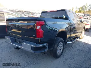2019 Chevrolet Silverado 1500 LT with VIN 3GCPWCEK9KG135825, listed as a IAAI auction lot 41694390 with 40,267 mi miles. Bid and sale history available at carsss.com. Image 4.
