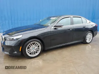 2024 BMW 5 Series 530i with VIN WBA43FJ09RCS37864, listed as a Copart auction lot 63592334 with 372 mi miles and Clean Title. Bid and sale history available at carsss.com. Image 1.