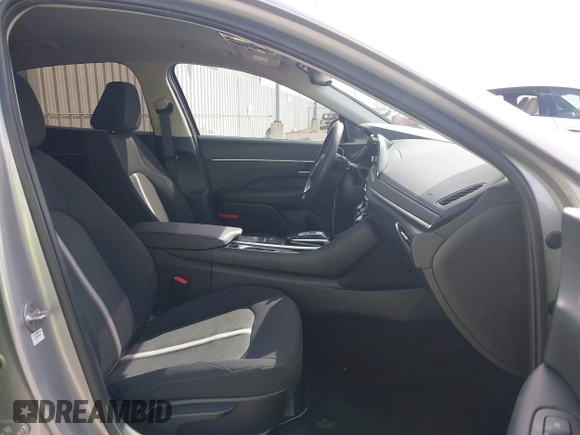 2023 Hyundai Sonata SEL z VIN KMHL64JA4PA272481, wystawiony jako IAAI lot #41814886 z przebiegiem 29 263 mil mil oraz . Historia ofert i sprzedaży dostępna na DreamBid. Obrazek 5.