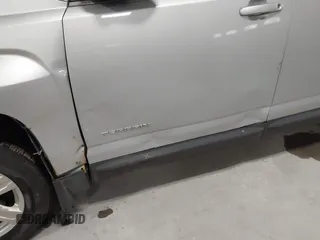 2015 GMC Terrain SLE z VIN 2GKFLWE31F6323727, wystawiony jako IAAI lot #42025066 z przebiegiem 159 681 mil mil oraz . Historia ofert i sprzedaży dostępna na DreamBid. Obrazek 18.