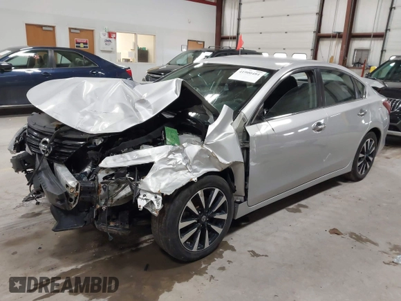 2018 Nissan Altima SR with VIN 1N4AL3AP0JC266584, listed as a IAAI auction lot 41900484 with 136,223 mi miles and . Bid and sale history available at carsss.com. Image 17.