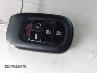 2024 Honda Pilot Touring z VIN 5FNYG1H70RB032368, wystawiony jako IAAI lot #41805758 z przebiegiem 13 078 mil mil oraz . Historia ofert i sprzedaży dostępna na DreamBid. Obrazek 11.