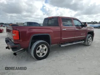 2015 GMC Sierra 2500HD Denali z VIN 1GT120E88FF102231, wystawiony jako Copart lot #54654565 z przebiegiem 305 654 mil mil oraz Czysty tytuł • Clean title. Historia ofert i sprzedaży dostępna na DreamBid. Obrazek 3.