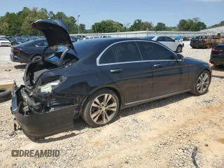 2017 Mercedes-Benz C 300 с VIN 55SWF4JB7HU200921, выставлен на аукционе Copart как лот 57056375 с пробегом 203 119 миль миль и На запчасти • Non repairable. История ставок и продаж доступна на DreamBid. Изображение 3.