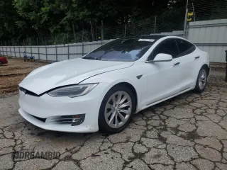 2016 Tesla Model S 90D z VIN 5YJSA1E23GF159354, wystawiony jako Copart lot #59682785 z przebiegiem 111 208 mil mil oraz Szkoda całkowita • Salvage title. Historia ofert i sprzedaży dostępna na DreamBid. Obrazek 1.
