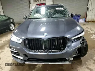 2021 BMW X5 xDrive40i with VIN 5UXCR6C00M9G00599, listed as a Copart auction lot 51536795 with 55,422 mi miles and Salvage title. Bid and sale history available at DreamBid. Image 13.
